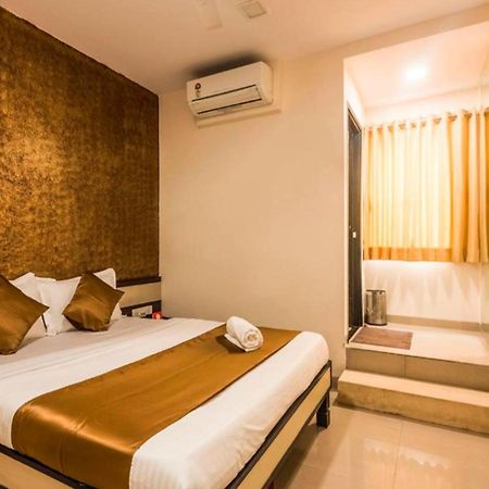 Hotel Minerva Residency - Near Grant Road Railway Station Bombaj Zewnętrze zdjęcie