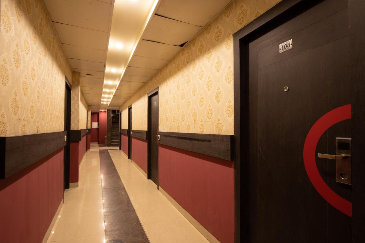 Hotel Minerva Residency - Near Grant Road Railway Station Bombaj Zewnętrze zdjęcie