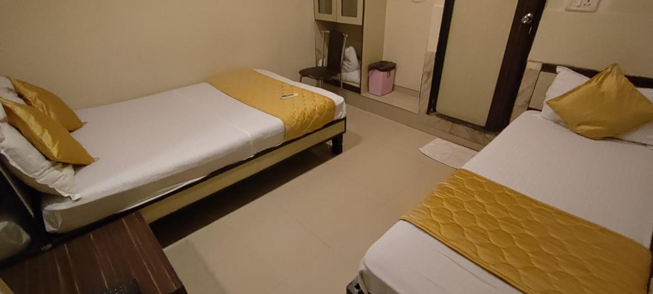 Hotel Minerva Residency - Near Grant Road Railway Station Bombaj Zewnętrze zdjęcie
