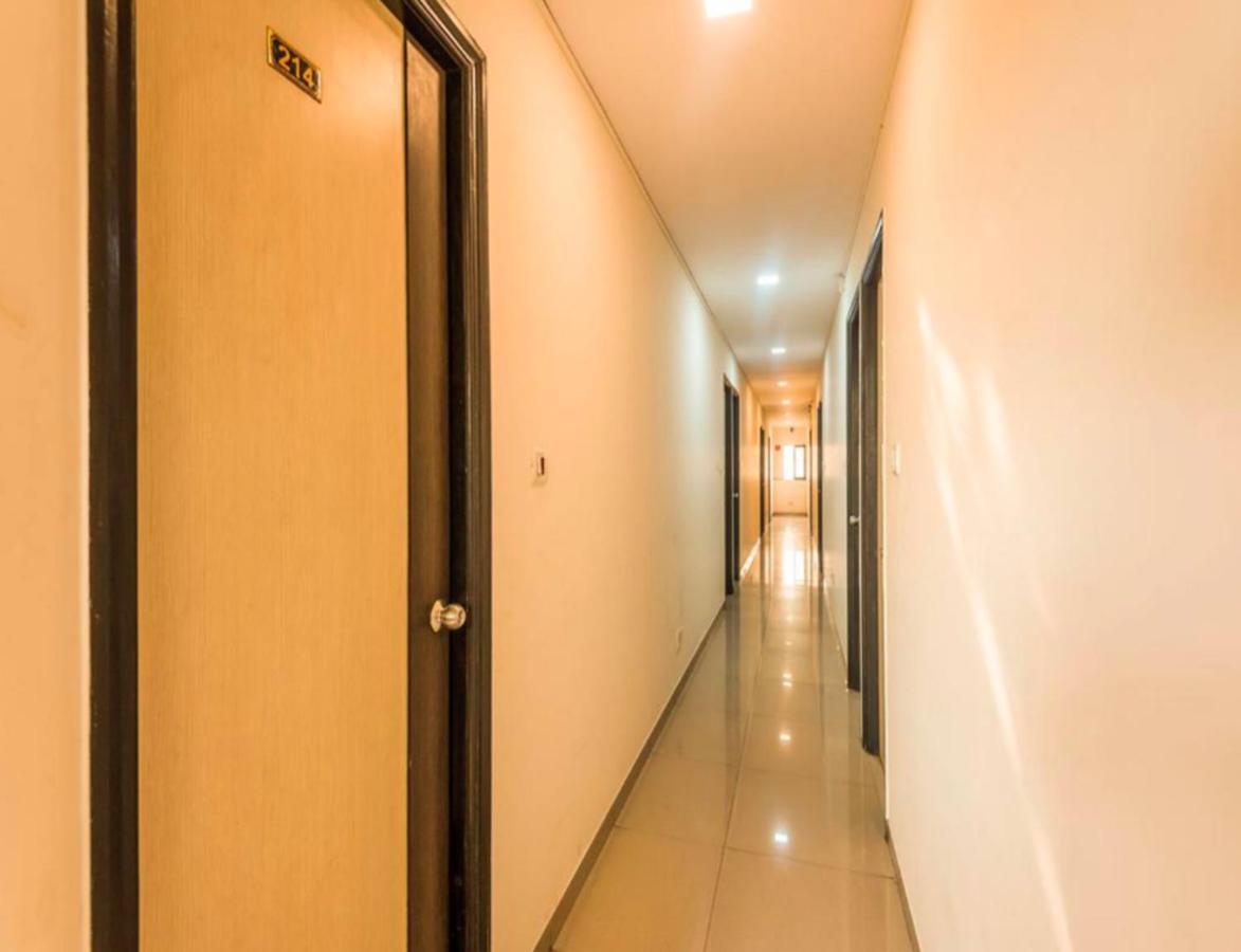 Hotel Minerva Residency - Near Grant Road Railway Station Bombaj Zewnętrze zdjęcie